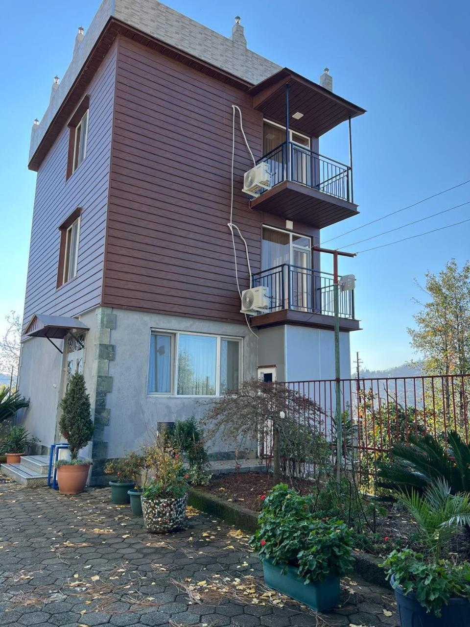 Отель Gt House Батуми Экстерьер фото